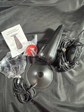 Indoor/Outdoor Digital HDTV Antenna - Black